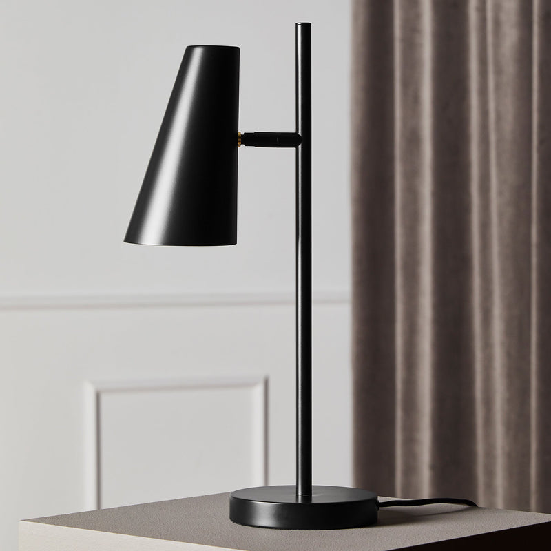 Cono table lamp cUL