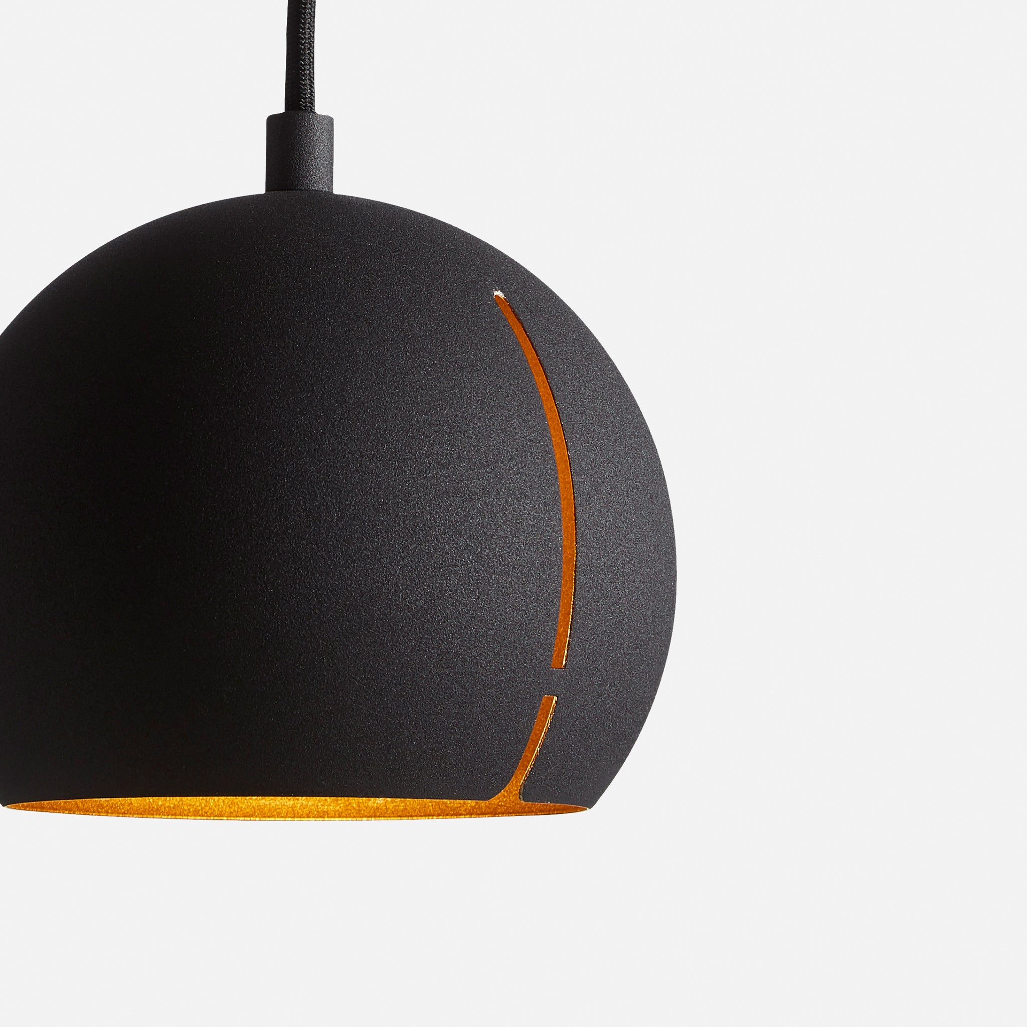 Gap pendant (Round) - Black cUL