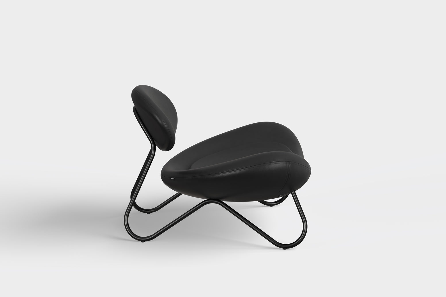 Meadow lounge chair - Black leather/Black