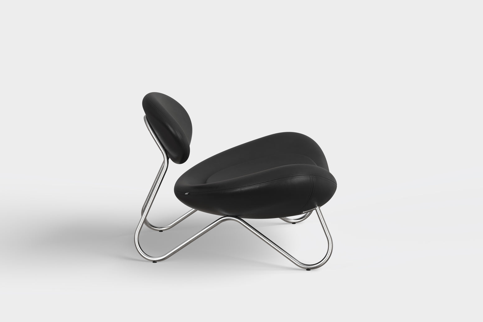 Meadow lounge chair - Black leather/Brushed steel