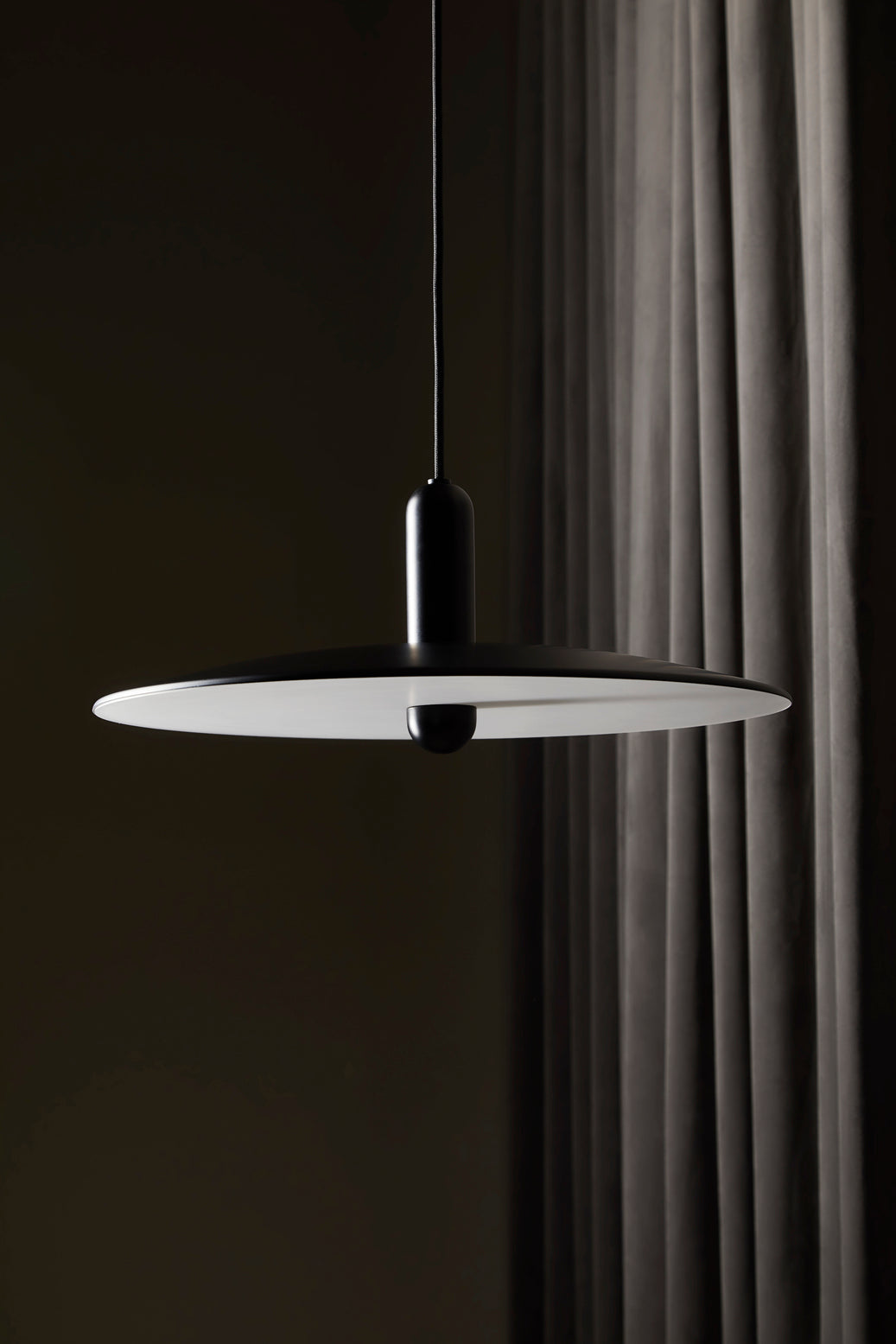 LU pendant (Large) - Taupe cUL