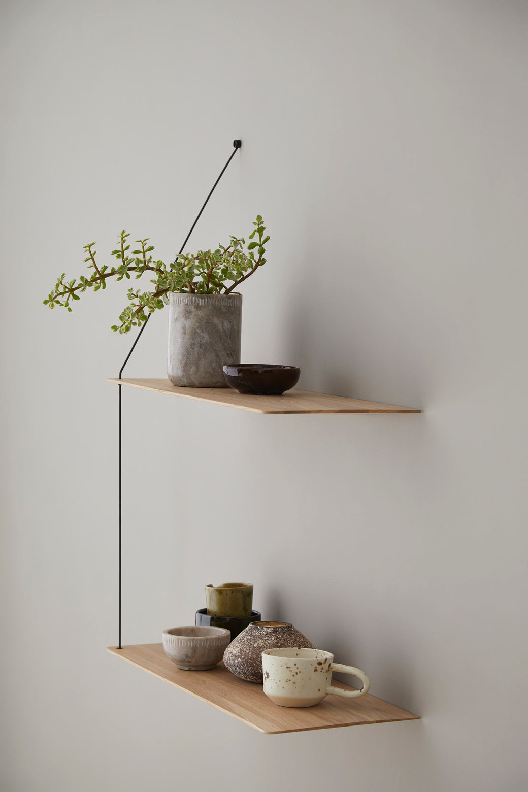 Stedge shelf (60 cm) - White pigmented oak