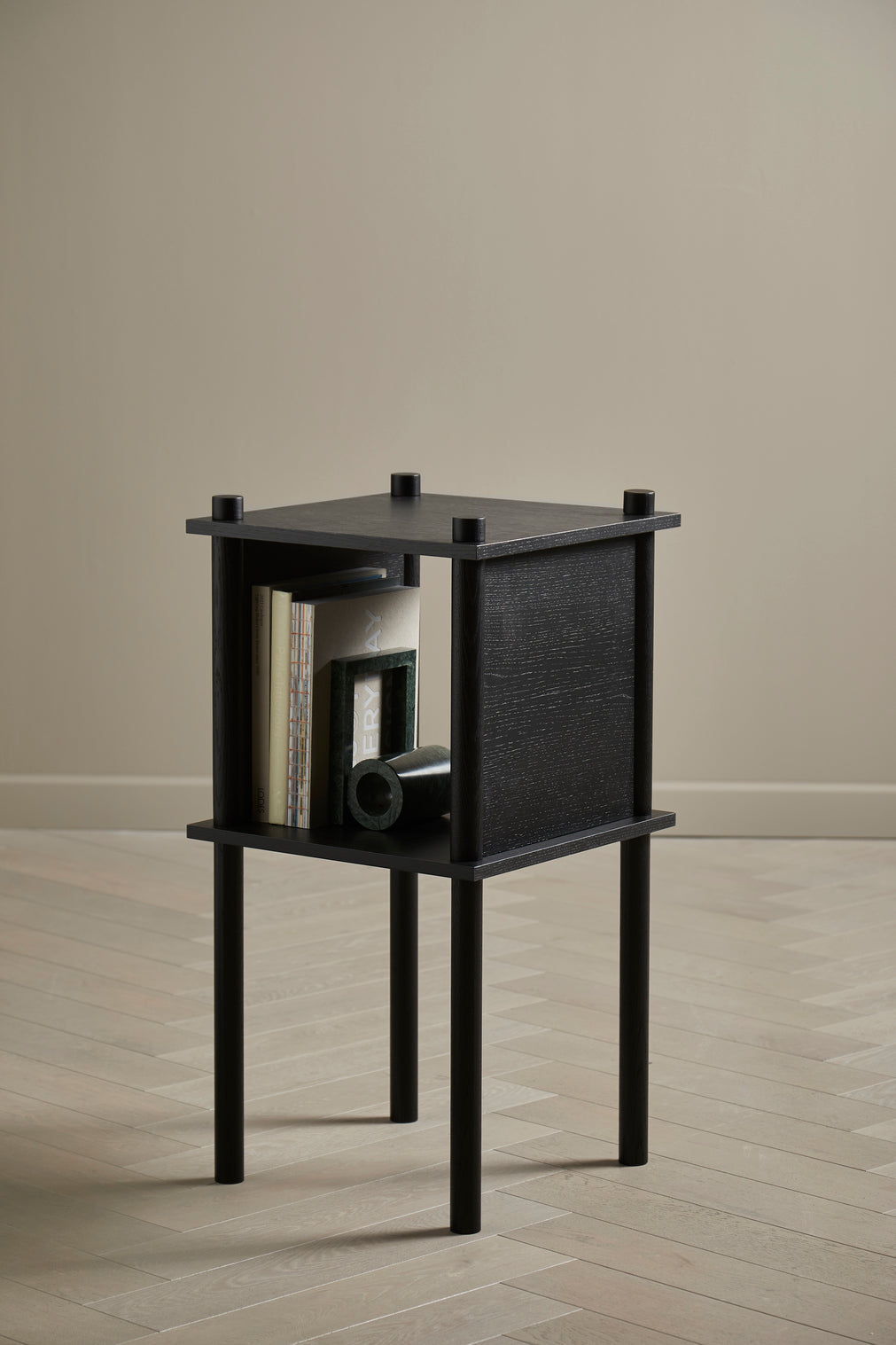 Elevate shelf A - Black