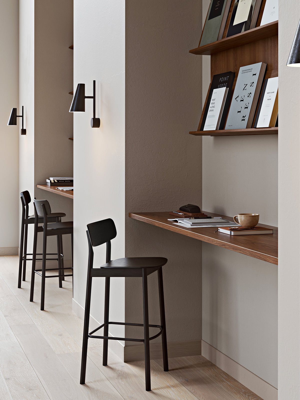 Soma bar stool - Black