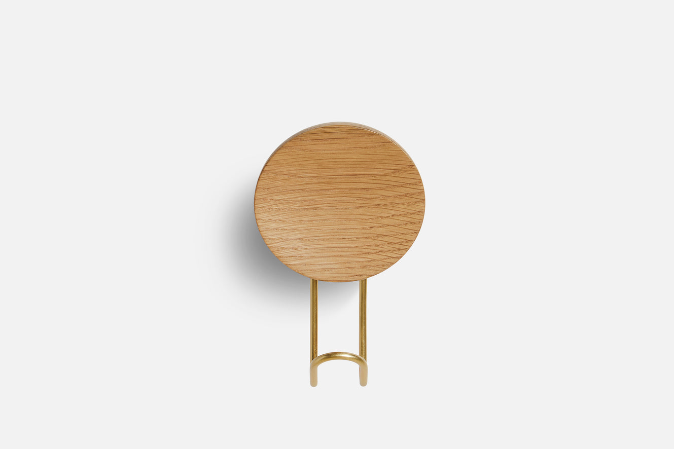 Around wall hanger (Large) - Oak/Satin brass