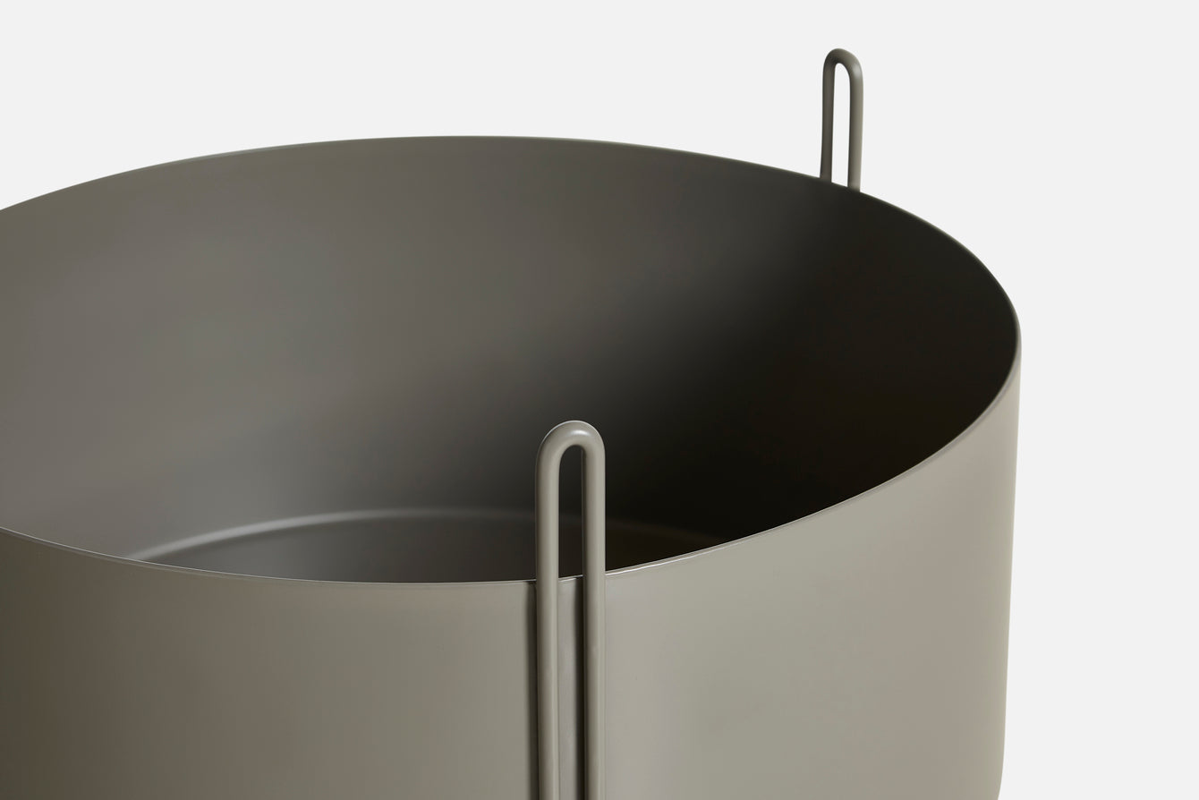 Pidestall planter (Medium) - Taupe