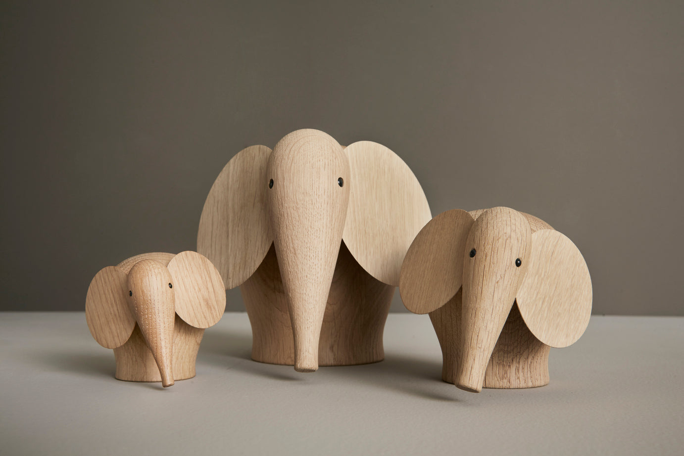 Nunu elephant (Mini) - Oak