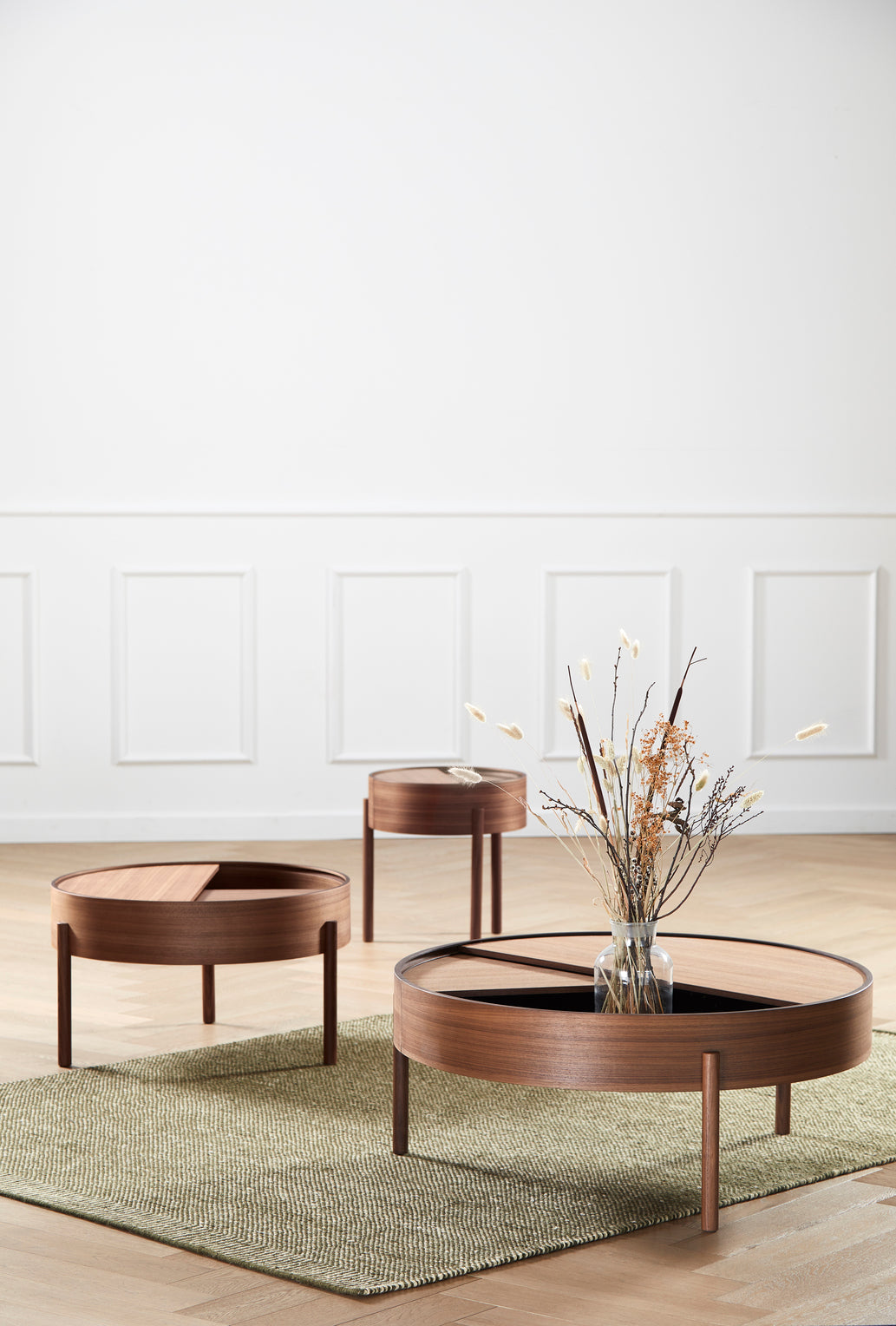 Arc coffee table (89 cm) - Walnut