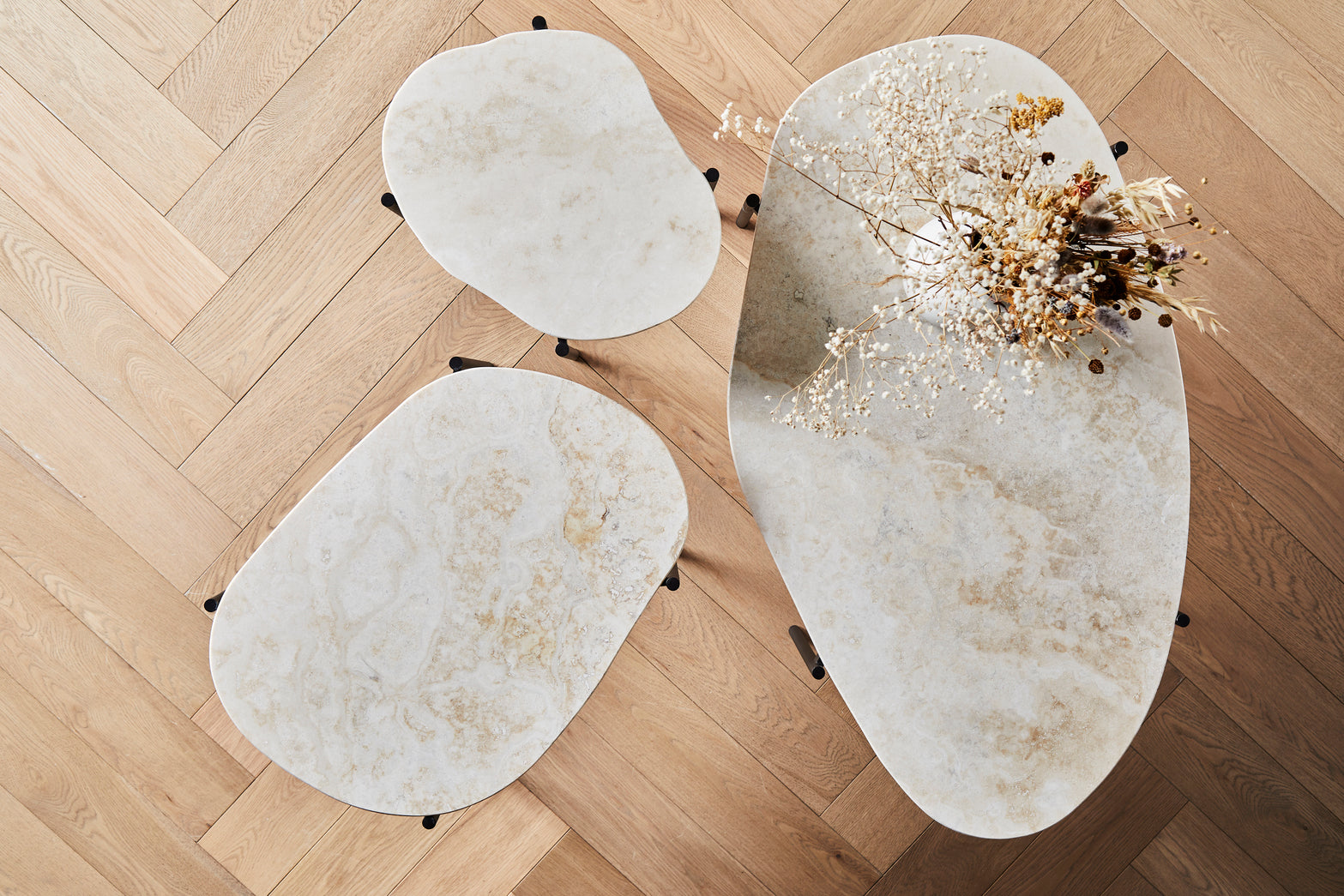 La Terra occasional table (Small) - Ivory