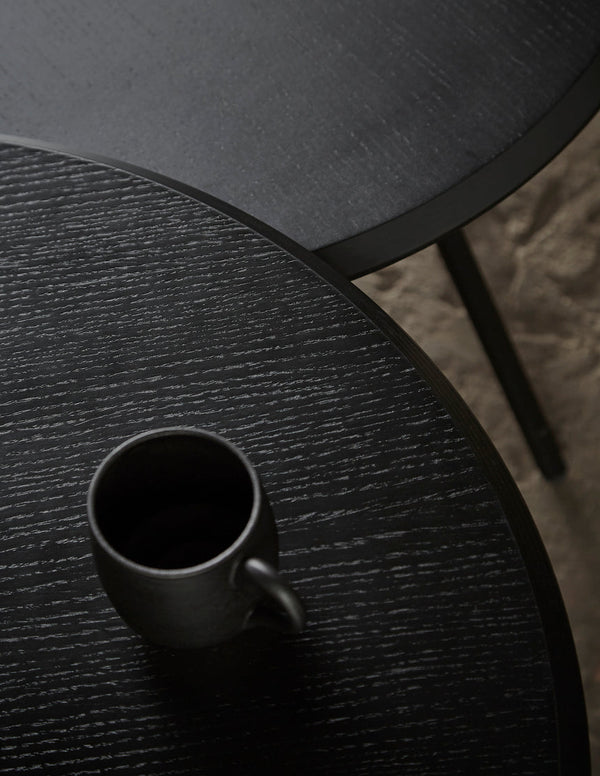 Soround coffee table - Black ash (Ø60xH44,50)