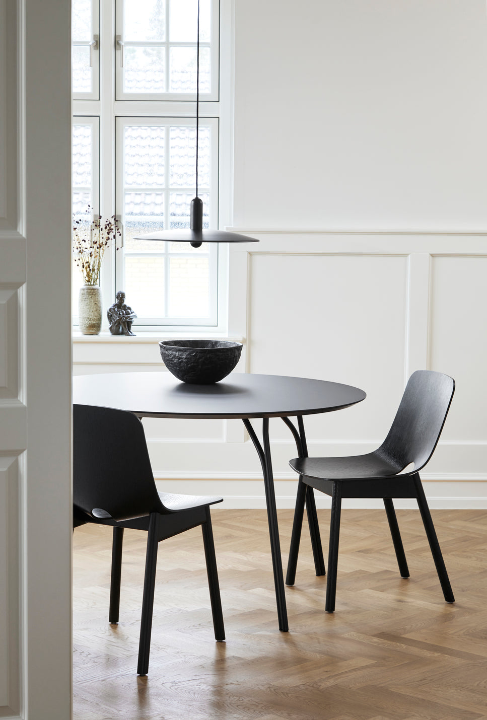 Tree dining table (120 cm) - Beige/black