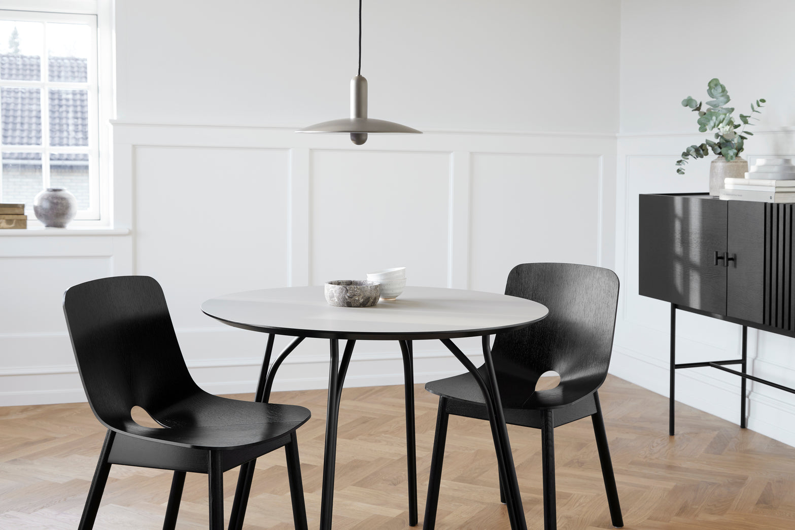 Tree dining table (90 cm) - Beige/black