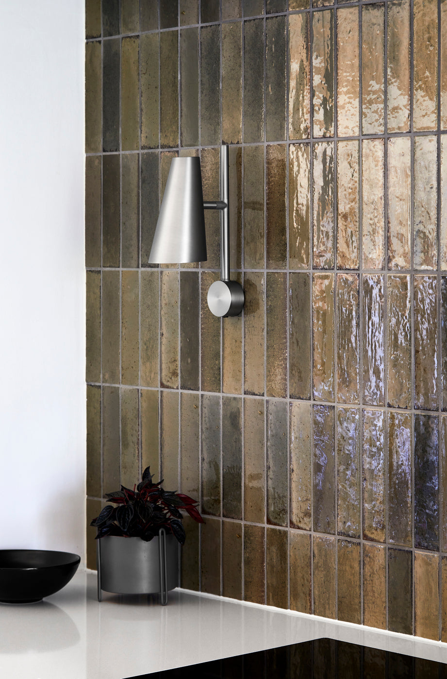 Cono wall lamp - Brushed metal finish