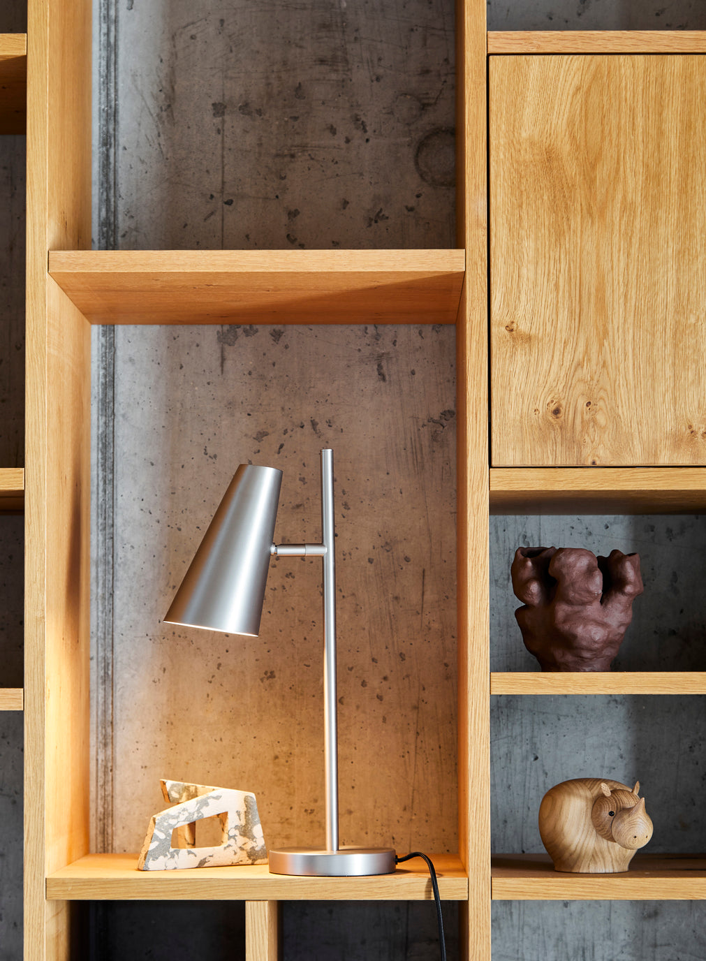 Cono table lamp - Brushed metal finish
