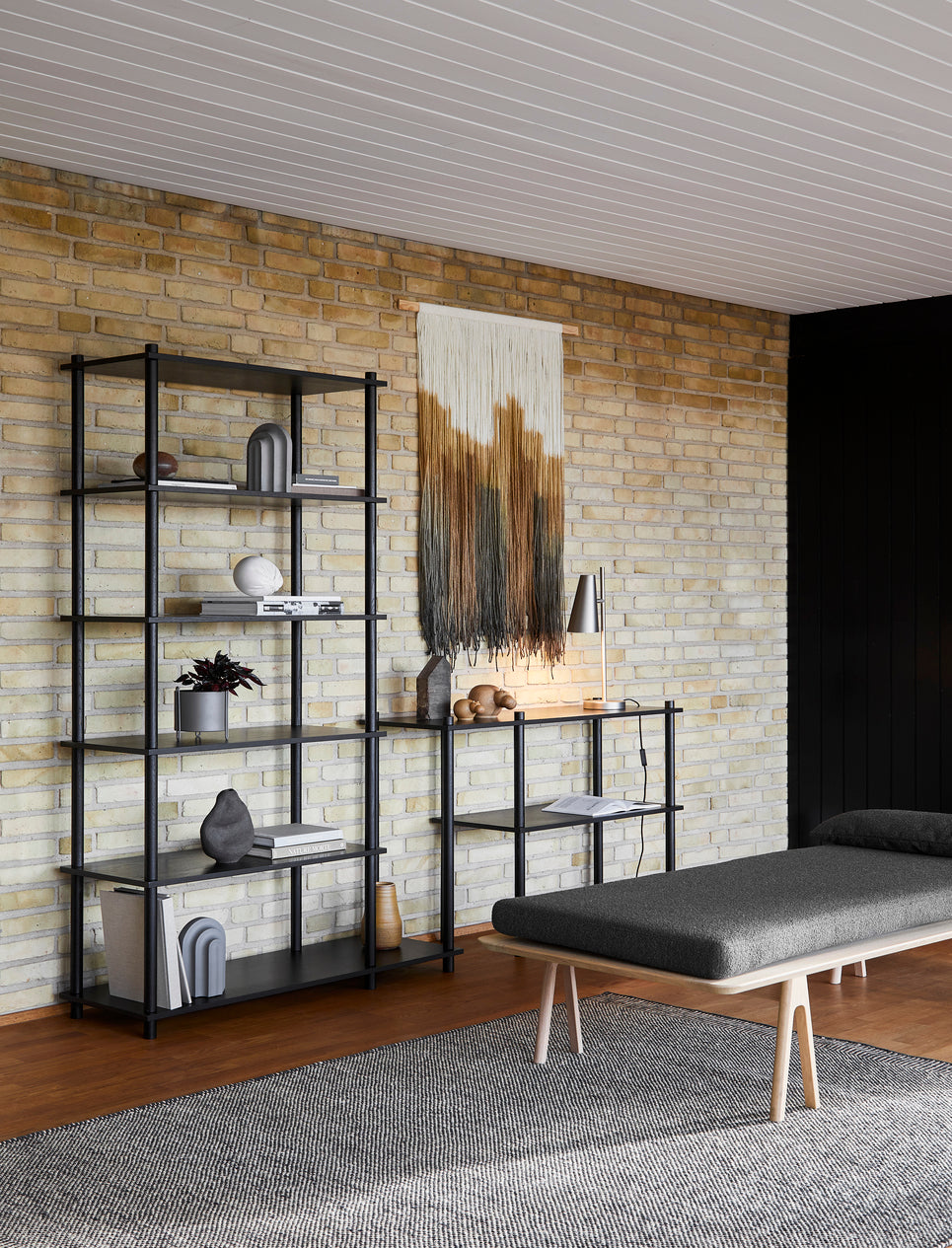 Elevate shelving - system 13