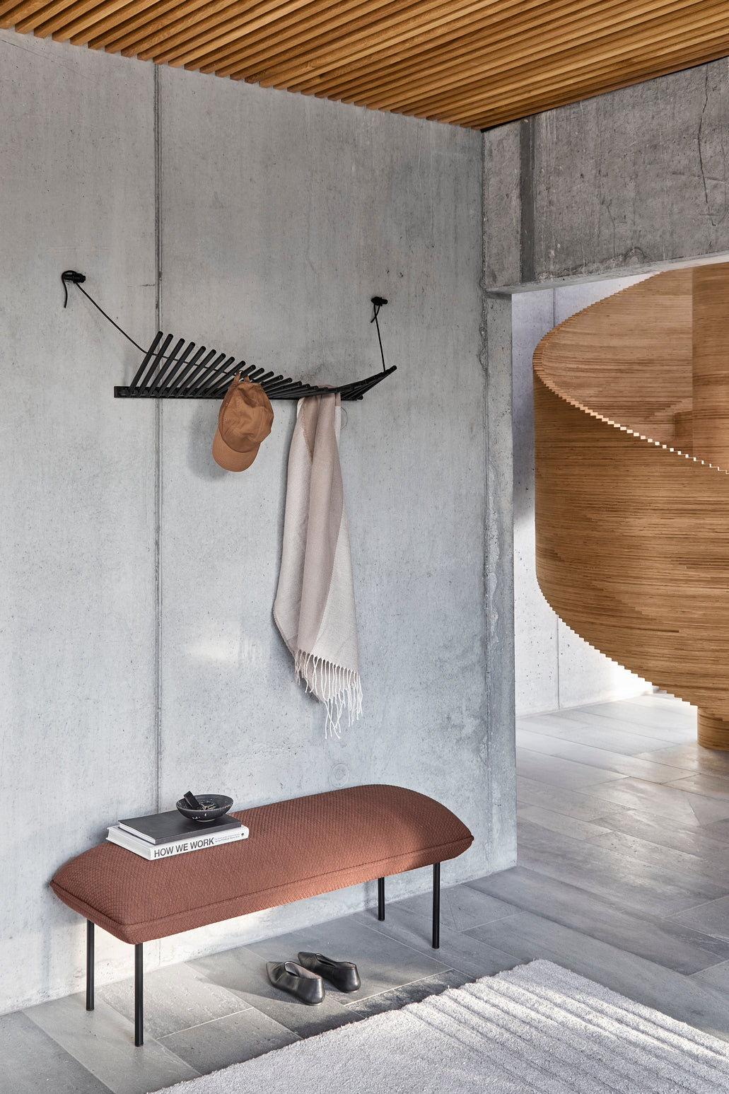 Knaegt coat rack - Black/black