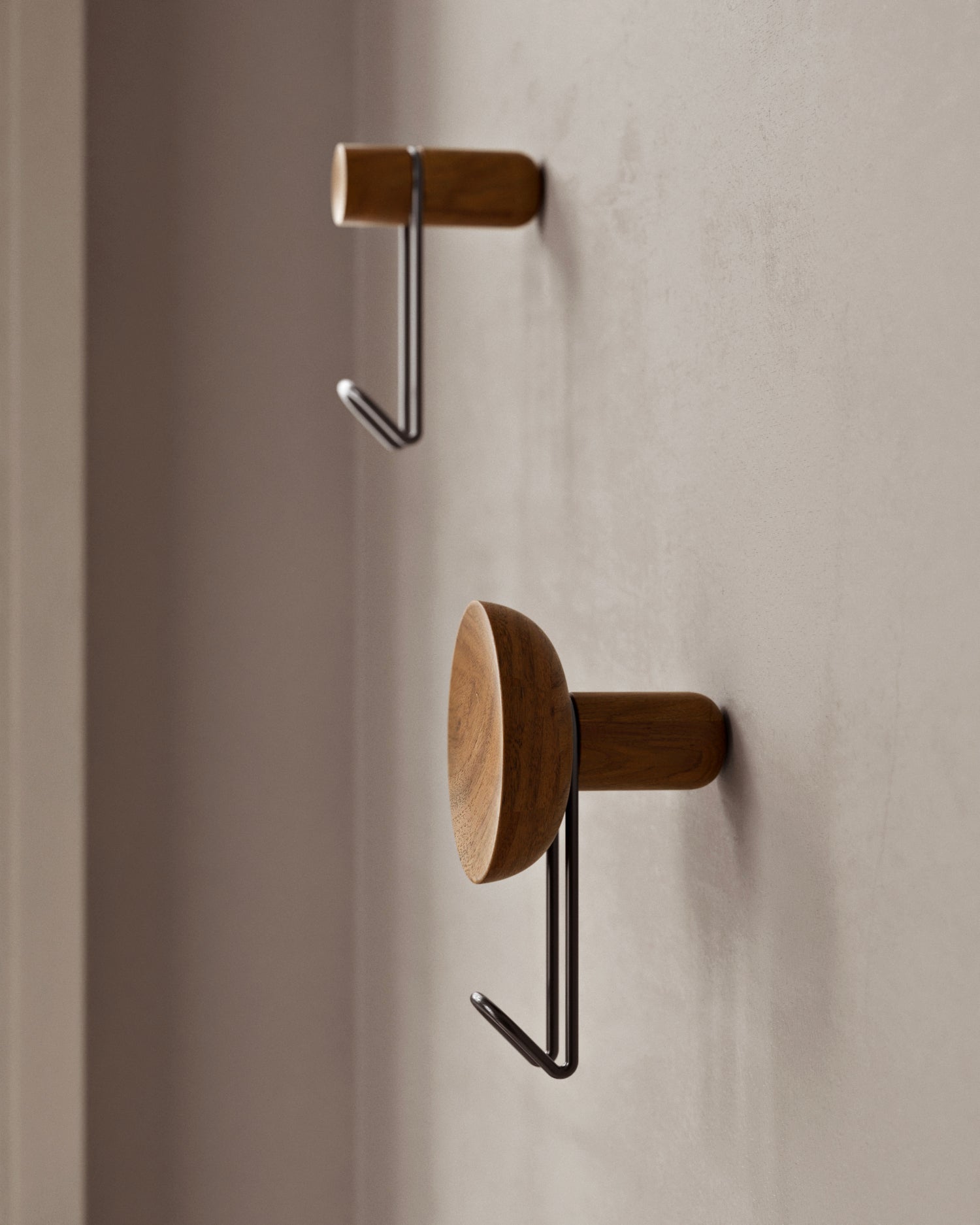 Around wall hanger (Large) - Walnut/Black