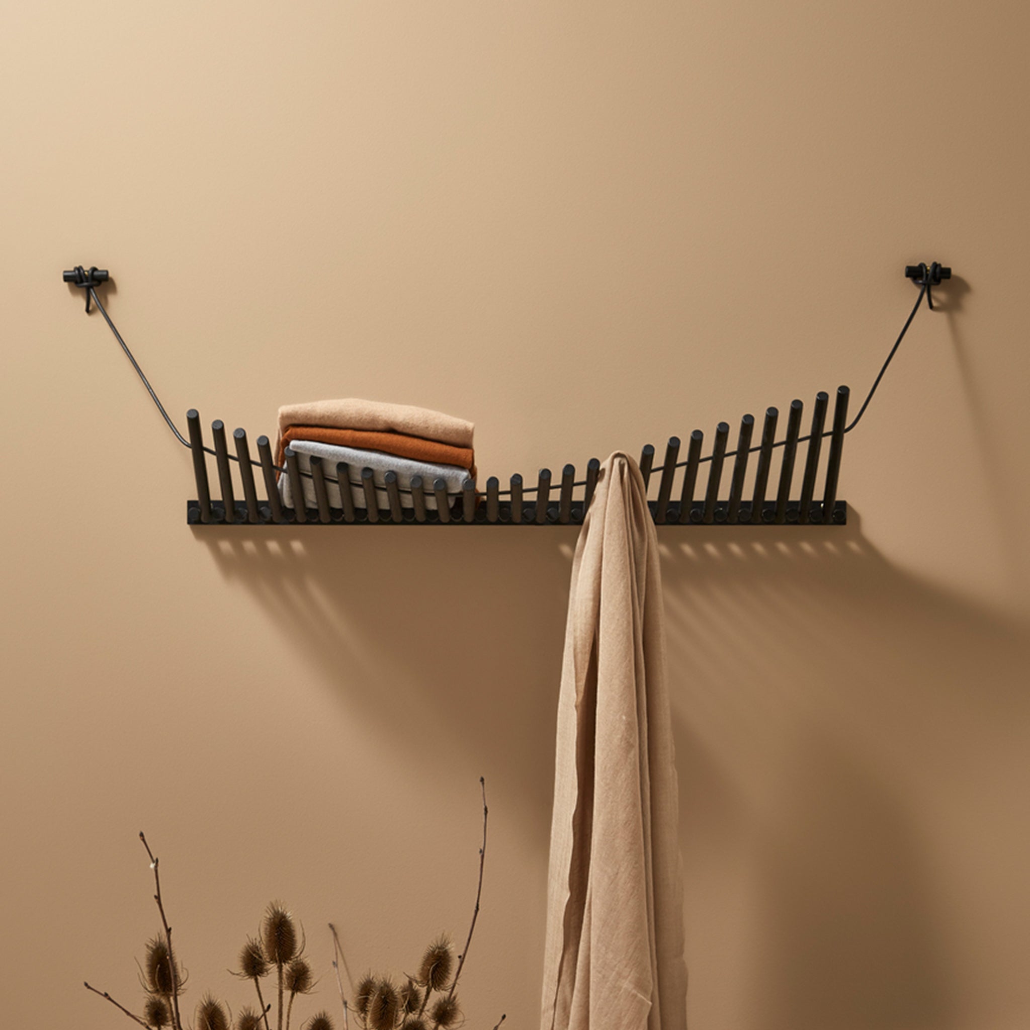 Knaegt coat rack - Black/black